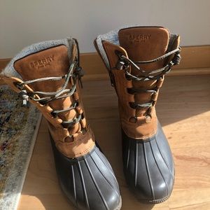 Sperry duck boots